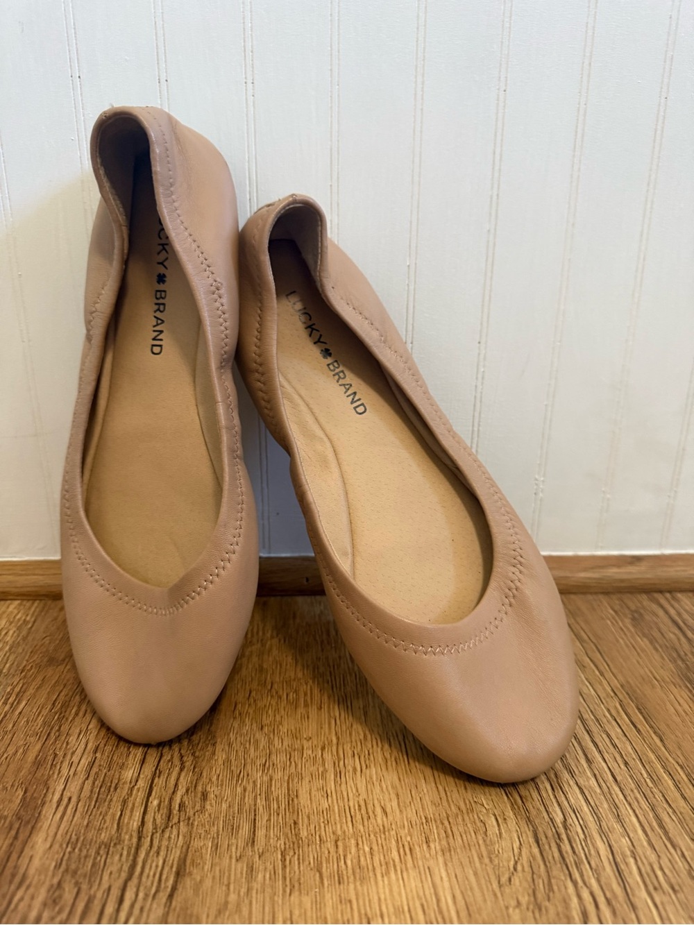 Lucky Brand Nude/Tan Leather Ballet Flats